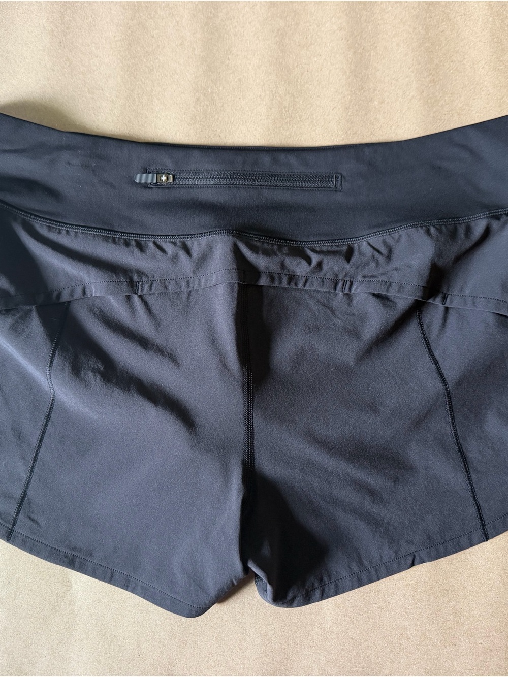 lululemon athletica Speed Up 2.5" Running Shorts - Black - Picture 3 of 4